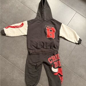 ZARA CHICAGO BULLS Kids Hoodie and Joggers Set - Grey and White